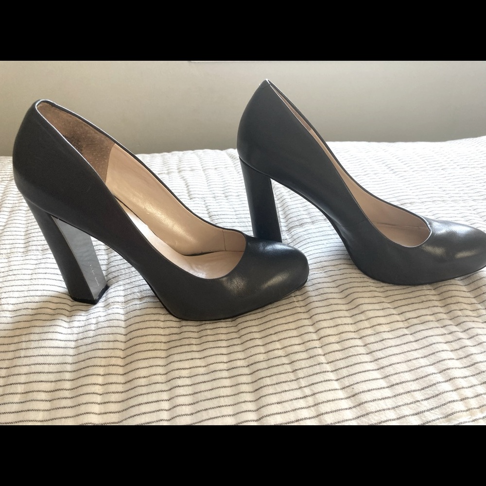 Nine West Navy Blue Pumps